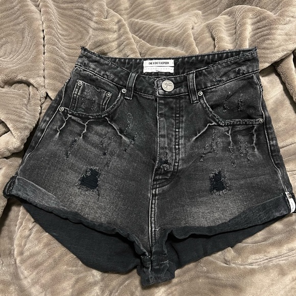 One Teaspoon high waisted Bandit jean shorts - Picture 6 of 7